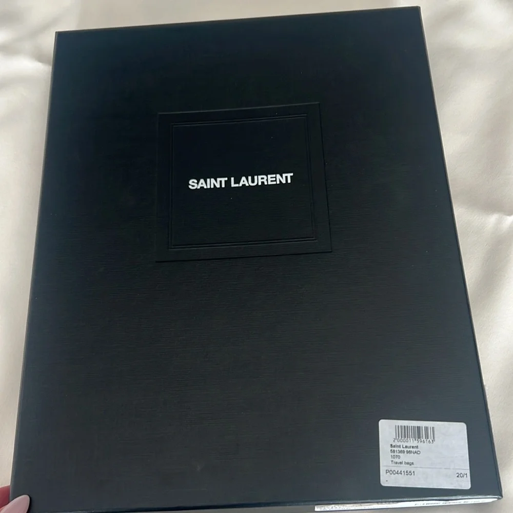 Saint Laurent Clutch